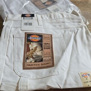 NWT Dickies White Painter Shorts - Size 44 - 8" Inseam
